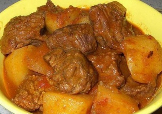 Домашний соус с картофелем и мясом Домашний соус с картофелем и мясом